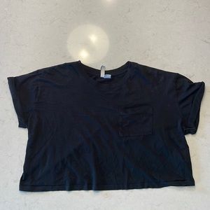 H&M Divided black cropped T-shirt (Womens Medium)- like new condition